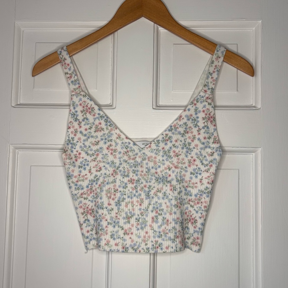 Zara Blue and Pink Floral Knit Crop V Neck Tank Top Size S
